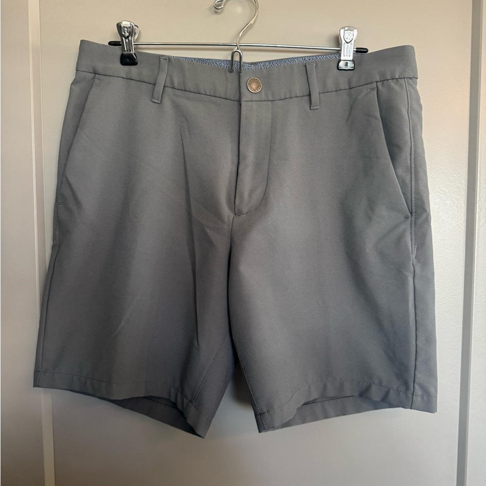 Bonobos 31 7” medium Gray Flat Front Shorts
103